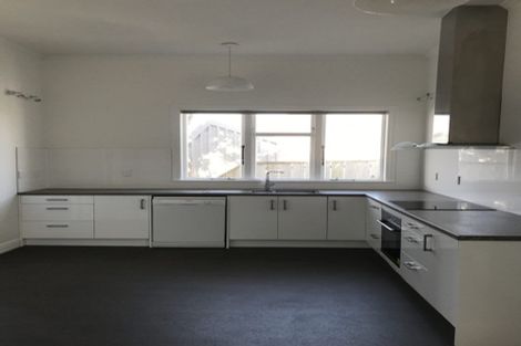 Photo of property in 21 Dorking Road, Brooklyn, Wellington, 6021