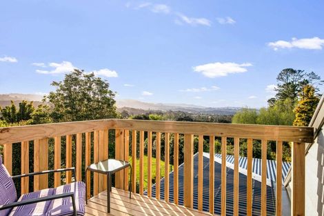 Photo of property in 11 North Way, Titirangi, Auckland, 0604