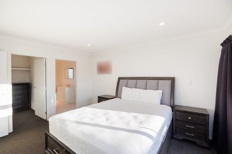 Photo of property in 79 Balrickard Way, Milson, Palmerston North, 4414