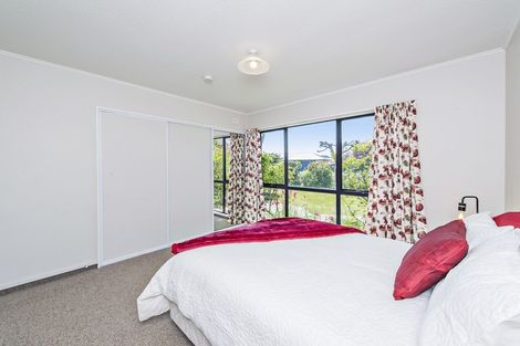 Photo of property in 1 Devon Crescent, Darfield, 7510