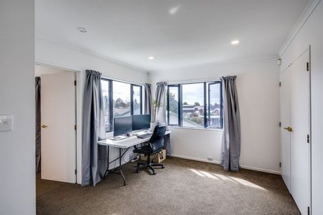 Photo of property in 101a Main Road, Clive, 4102