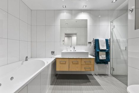 Photo of property in 1/50 Marine Parade, Mount Maunganui, 3116