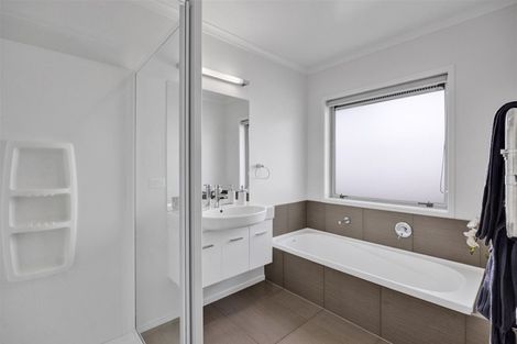 Photo of property in 11 Rawiri Drive, Bell Block, New Plymouth, 4312