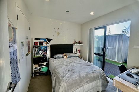 Photo of property in 11 Silver Beech Street, Takanini, 2110