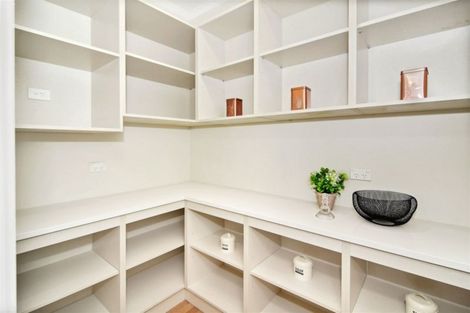 Photo of property in 33 Brywood Rise, Flagstaff, Hamilton, 3210