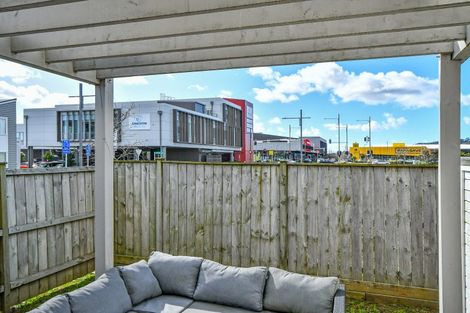 Photo of property in 2 Kamana Road, Flat Bush, Auckland, 2019