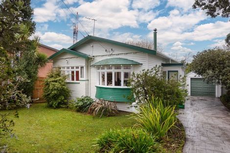 Photo of property in 5 Leone Terrace, Mount Albert, Auckland, 1025