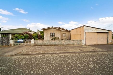 Photo of property in 48 Camberwell Road, Hawera, 4610