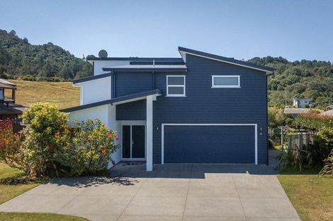 Photo of property in 38 Mayor View Terrace, Waihi Beach, 3611