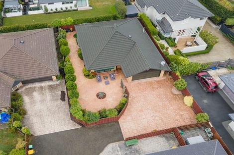 Photo of property in 2/156 Blighs Road, Strowan, Christchurch, 8052