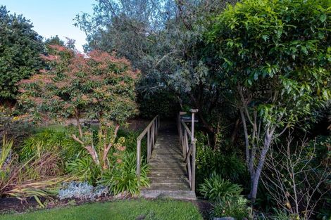 Photo of property in 69 Milton Terrace, Picton, 7220