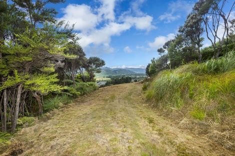 Photo of property in 42 Sylvan Way, Silverstream, Upper Hutt, 5019