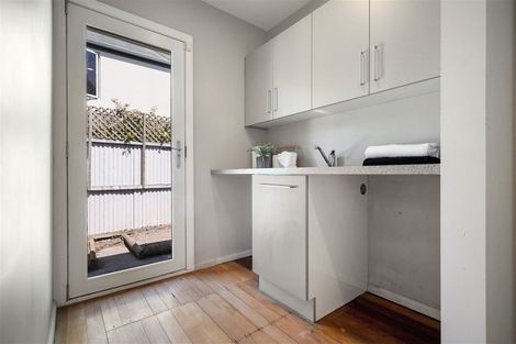 Photo of property in 112 Hamilton Avenue, Ilam, Christchurch, 8041