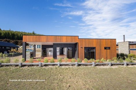 Photo of property in 43 Pounamu Avenue, Albert Town, Wanaka, 9305