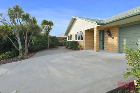 Photo of property in 32 Markson Avenue, Onerahi, Whangarei, 0110