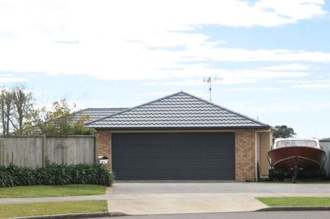 Photo of property in 11 Kestrel Avenue, Welcome Bay, Tauranga, 3112