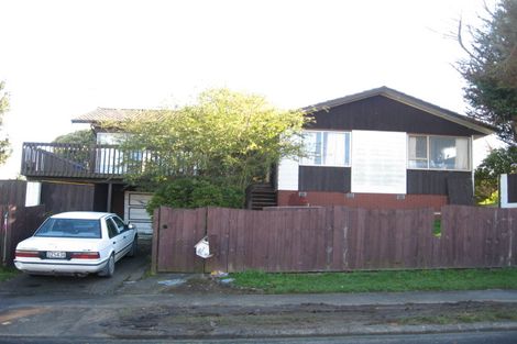 Photo of property in 2 Gambare Place, Wattle Downs, Auckland, 2103