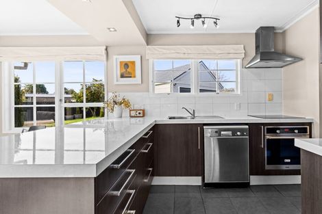 Photo of property in 9 Breadalbane Road, Havelock North, 4130