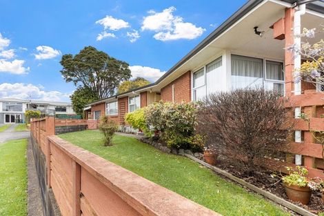 Photo of property in 14c Cowling Road, Hurdon, New Plymouth, 4310