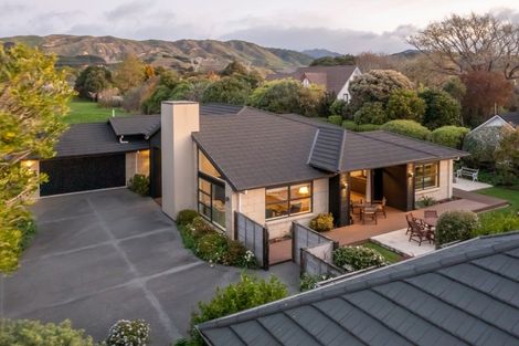 Photo of property in 33 Millvale Street, Waikanae, 5036