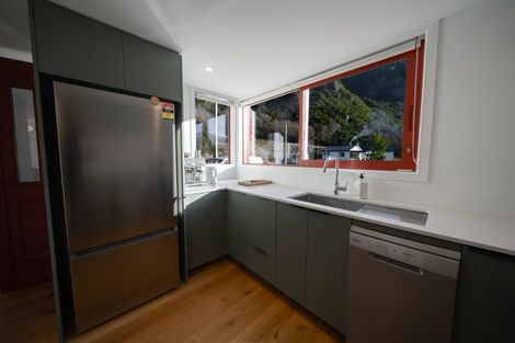 Photo of property in 30 Somerset Street, Kingston, Athol, 9793