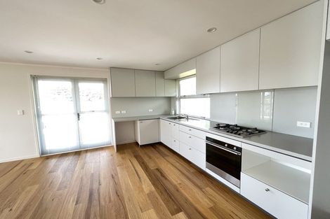 Photo of property in 19 Squirrel Lane, Browns Bay, Auckland, 0630