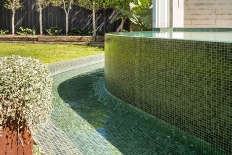 Photo of property in 96 Marine Parade, Mount Maunganui, 3116