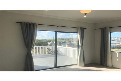Photo of property in 2 Resolution Drive, Gulf Harbour, Whangaparaoa, 0930