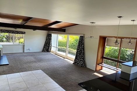 Photo of property in 1 Emerald Hill, Havelock North, 4130