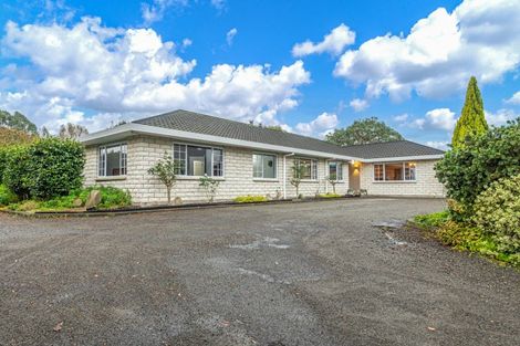 Photo of property in 130 Parewanui Road, Bulls, 4894