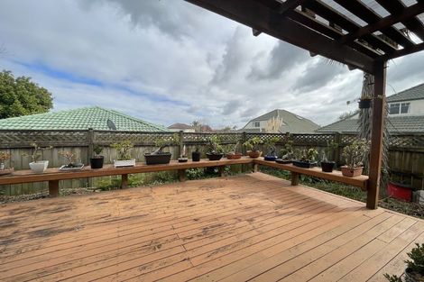 Photo of property in 110 Bob Charles Drive, Golflands, Auckland, 2013