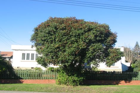 Photo of property in 4 Ngaio Street, Otaki Beach, Otaki, 5512