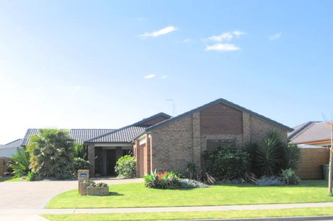 Photo of property in 3 Oriental Parade, Papamoa Beach, Papamoa, 3118