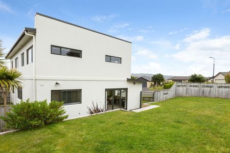 Photo of property in 4 Abel Glen, Aotea, Porirua, 5024