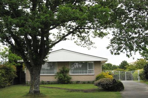 Photo of property in 43 Sevenoaks Drive, Bryndwr, Christchurch, 8053