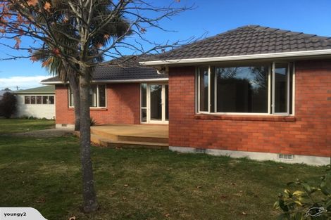 Photo of property in 25 Bideford Place, Dallington, Christchurch, 8061