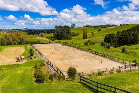 Photo of property in 209 Doctors Hill Road, Maungaturoto, 0588