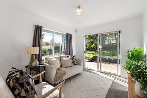 Photo of property in 7 Guadeloupe Crescent, Grenada Village, Wellington, 6037