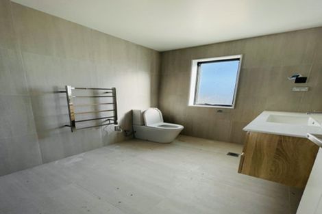 Photo of property in 77 Kaha Road, Papakura, 2110