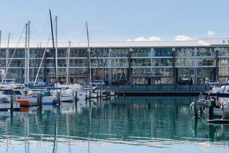 Photo of property in 18 Clyde Street, Island Bay, Wellington, 6023