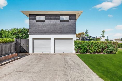 Photo of property in 1 Winston Street, Acacia Bay, Taupo, 3330
