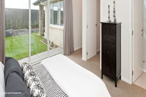 Photo of property in 11 Marsden Place, Hurworth, New Plymouth, 4310