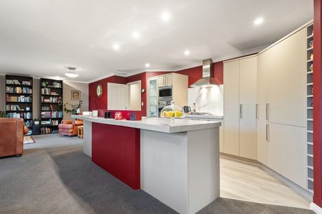 Photo of property in 7 Coolspring Way, Redwood, Christchurch, 8051