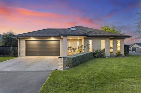 Photo of property in 16 Pukeko Place, Rangiora, 7400