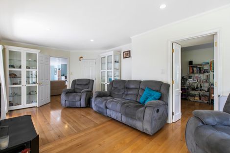 Photo of property in 1/14 Kiteroa Terrace, Rothesay Bay, Auckland, 0630