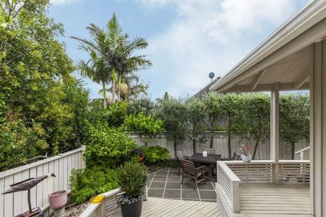 Photo of property in 2/24 Aramoana Avenue, Devonport, Auckland, 0624