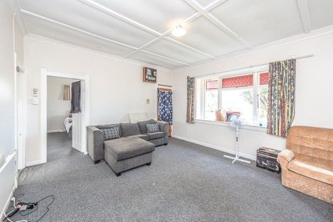 Photo of property in 6 Harper Street, Gonville, Whanganui, 4501