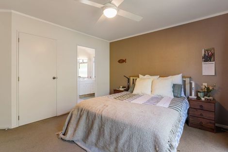 Photo of property in 18 Halcione Close, Flagstaff, Hamilton, 3210