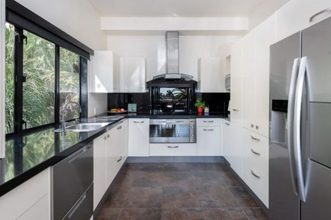 Photo of property in 43 Castleton Drive, Howick, Auckland, 2014