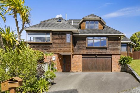 Photo of property in 5 Avonlea Grove, Belmont, Lower Hutt, 5010